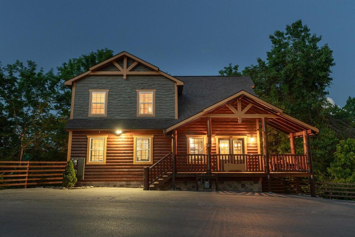 Blue Sky Mountain Villa Pigeon Forge Exterior photo